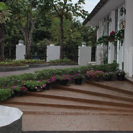 La Place Лей Екстер'єр фото